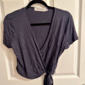 Women's cropped Wrap Top in Blue
